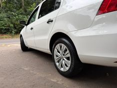 VOLKSWAGEN VOYAGE 1.0 12V MPI TOTALFLEX TRENDLINE 2022/2023 KASPER VEÍCULOS DOIS IRMÃOS / Carros no Vale