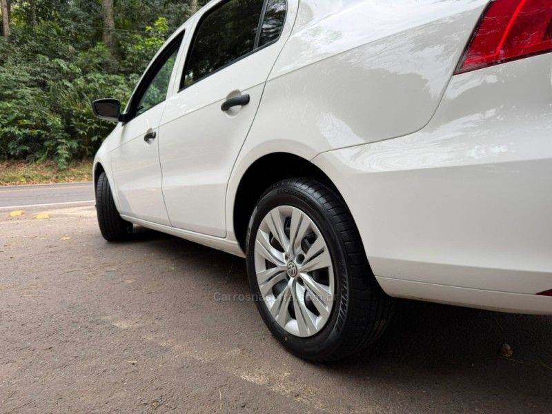 VOLKSWAGEN VOYAGE 1.0 12V MPI TOTALFLEX TRENDLINE 2022/2023 KASPER VEÍCULOS DOIS IRMÃOS / Carros no Vale