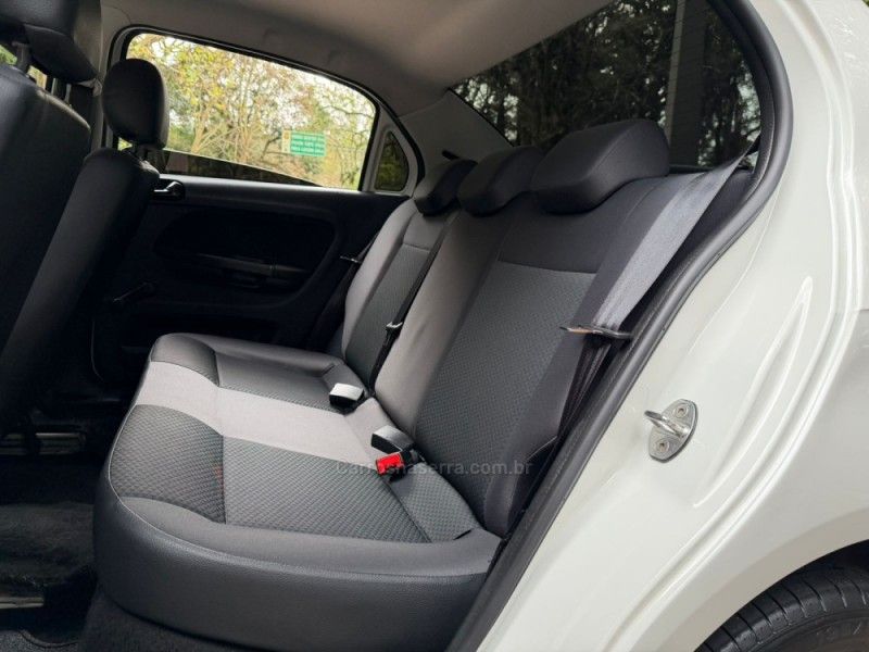 VOLKSWAGEN VOYAGE 1.0 12V MPI TOTALFLEX TRENDLINE 2022/2023 KASPER VEÍCULOS DOIS IRMÃOS / Carros no Vale