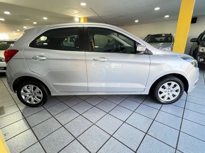 FORD KA 1.0 SE 12V 2017/2017 PRIME MULTIMARCAS CAXIAS DO SUL / Carros no Vale
