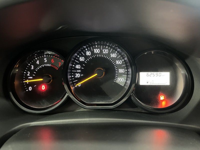 RENAULT SANDERO 1.0 AUTHENTIQUE 12V 2018/2019 PRIME MULTIMARCAS CAXIAS DO SUL / Carros no Vale