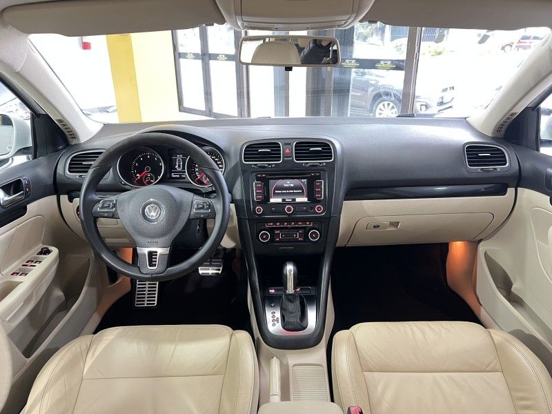 VOLKSWAGEN JETTA 2.5 I VARIANT 20V 170CV TIPTRONIC 2011/2011 PRIME MULTIMARCAS CAXIAS DO SUL / Carros no Vale VOLKSWAGEN JETTA 2.5 I VARIANT 20V 170CV TIPTRONIC 2011/2011 PRIME MULTIMARCAS CAXIAS DO SUL / Carros no Vale