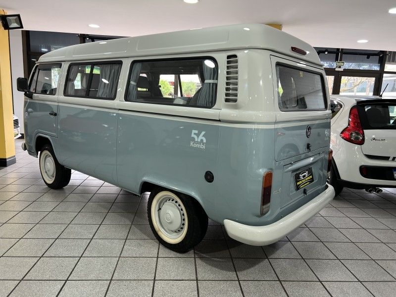 VOLKSWAGEN KOMBI 1.4 LAST EDITION 8V 2014/2014 PRIME MULTIMARCAS CAXIAS DO SUL / Carros no Vale VOLKSWAGEN KOMBI 1.4 LAST EDITION 8V 2014/2014 PRIME MULTIMARCAS CAXIAS DO SUL / Carros no Vale