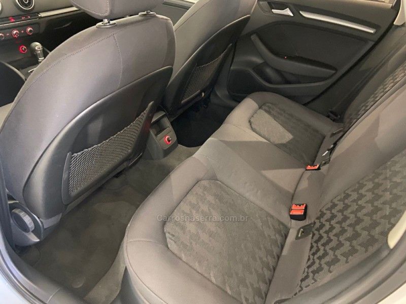 AUDI A3 1.4 TFSI SPORTBACK 16V S-TRONIC 2015/2015 ÓTIMA CAR FLORES DA CUNHA / Carros no Vale