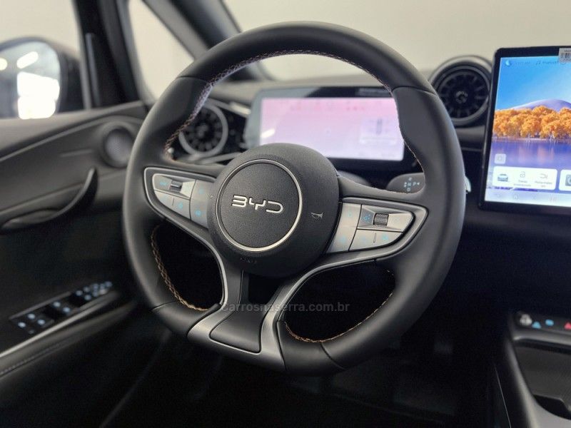 BYD DOLPHIN SE 45.5 KW ELÉTRICO 2026/2027 ÓTIMA CAR FLORES DA CUNHA / Carros no Vale