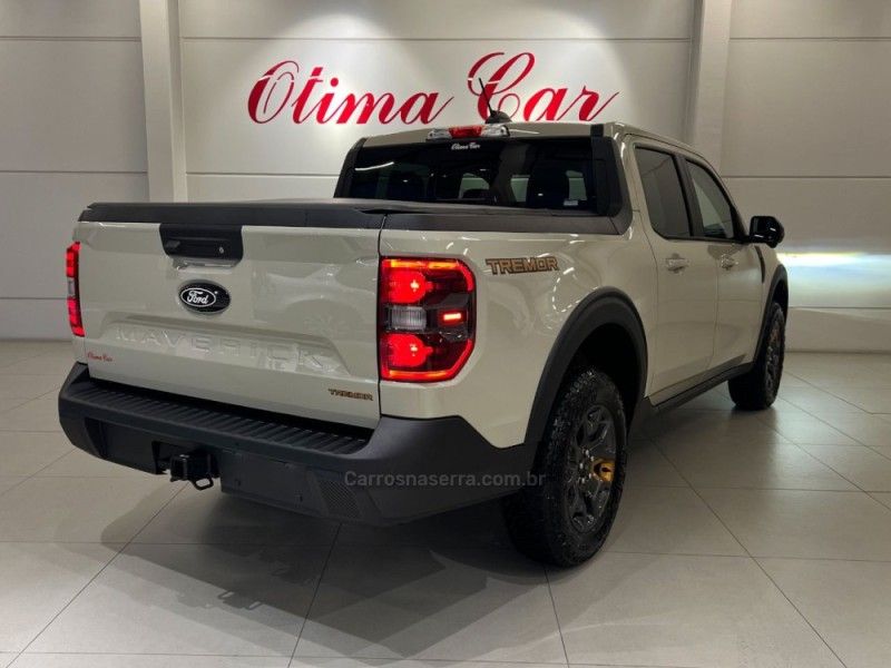 FORD MAVERICK 2.0 TREMOR TURBO 16V 2025/2025 ÓTIMA CAR FLORES DA CUNHA / Carros no Vale