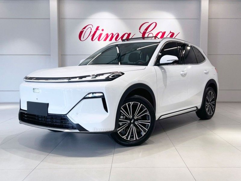 GEELY EX5 EM-I 1.5 MAX PHEV 16V HÍBRIDO 2025/2026 ÓTIMA CAR FLORES DA CUNHA / Carros no Vale