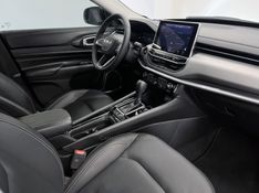 JEEP COMPASS 1.3 LONGITUDE T270 16V TURBO 2024/2025 ÓTIMA CAR FLORES DA CUNHA / Carros no Vale