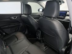 JEEP COMPASS 1.3 LONGITUDE T270 16V TURBO 2024/2025 ÓTIMA CAR FLORES DA CUNHA / Carros no Vale
