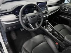 JEEP COMPASS 1.3 LONGITUDE T270 16V TURBO 2024/2025 ÓTIMA CAR FLORES DA CUNHA / Carros no Vale