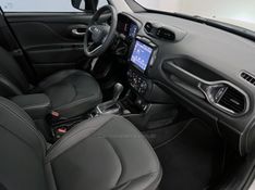 JEEP RENEGADE 1.3 LONGITUDE T270 16V TURBO 2024/2025 ÓTIMA CAR FLORES DA CUNHA / Carros no Vale