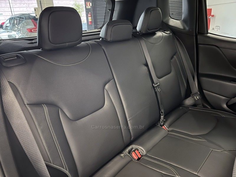 JEEP RENEGADE 1.3 LONGITUDE T270 16V TURBO 2024/2025 ÓTIMA CAR FLORES DA CUNHA / Carros no Vale
