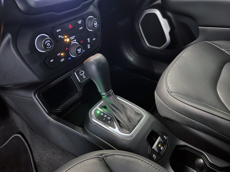 JEEP RENEGADE 1.8 16V LONGITUDE 2021/2021 ÓTIMA CAR FLORES DA CUNHA / Carros no Vale JEEP RENEGADE 1.8 16V LONGITUDE 2021/2021 ÓTIMA CAR FLORES DA CUNHA / Carros no Vale
