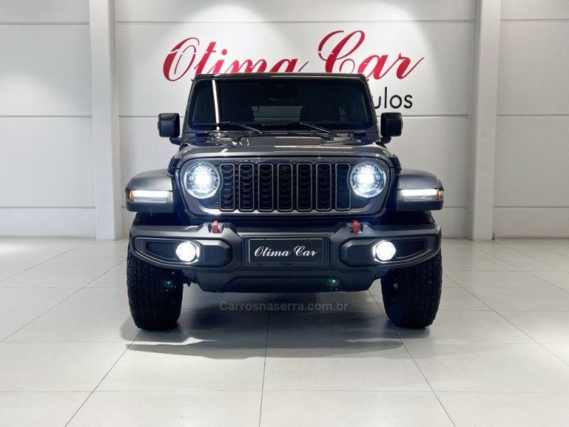 JEEP WRANGLER 2.0 RUBICON 4X4 AT8 16V 2025/2025 ÓTIMA CAR FLORES DA CUNHA / Carros no Vale