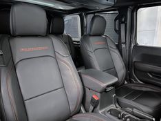 JEEP WRANGLER 2.0 RUBICON 4X4 AT8 16V 2025/2025 ÓTIMA CAR FLORES DA CUNHA / Carros no Vale