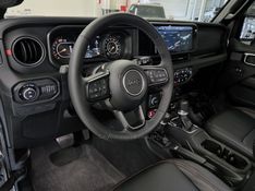 JEEP WRANGLER 2.0 RUBICON 4X4 AT8 16V 2025/2025 ÓTIMA CAR FLORES DA CUNHA / Carros no Vale
