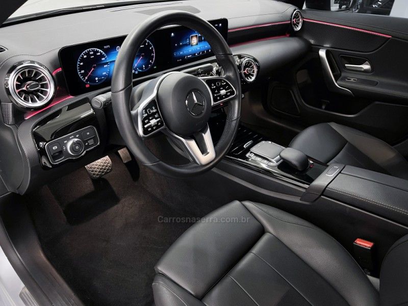 MERCEDES-BENZ CLA 250 2.0 SPORT 16V TURBO 2022/2022 ÓTIMA CAR FLORES DA CUNHA / Carros no Vale