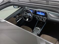 MERCEDES-BENZ GLA 200 1.3 GCI AMG LINE 2026/2026 ÓTIMA CAR FLORES DA CUNHA / Carros no Vale