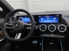 MERCEDES-BENZ GLA 200 1.3 GCI AMG LINE 2026/2026 ÓTIMA CAR FLORES DA CUNHA / Carros no Vale