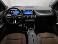 MERCEDES-BENZ GLA 200 1.3 GCI AMG LINE 2026/2026 ÓTIMA CAR FLORES DA CUNHA / Carros no Vale