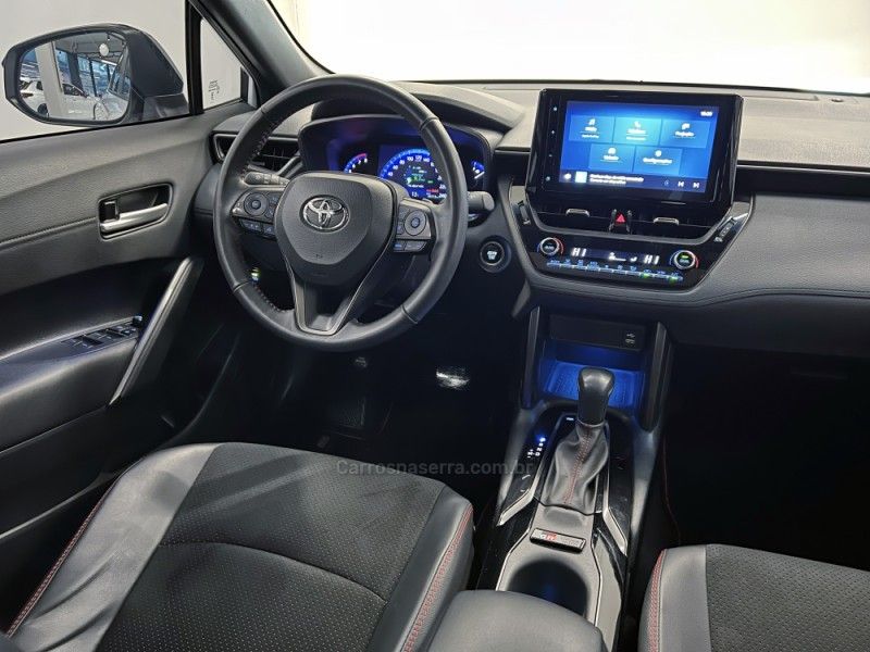TOYOTA COROLLA 2.0 CROSS GR-S 16V 2023/2024 ÓTIMA CAR FLORES DA CUNHA / Carros no Vale