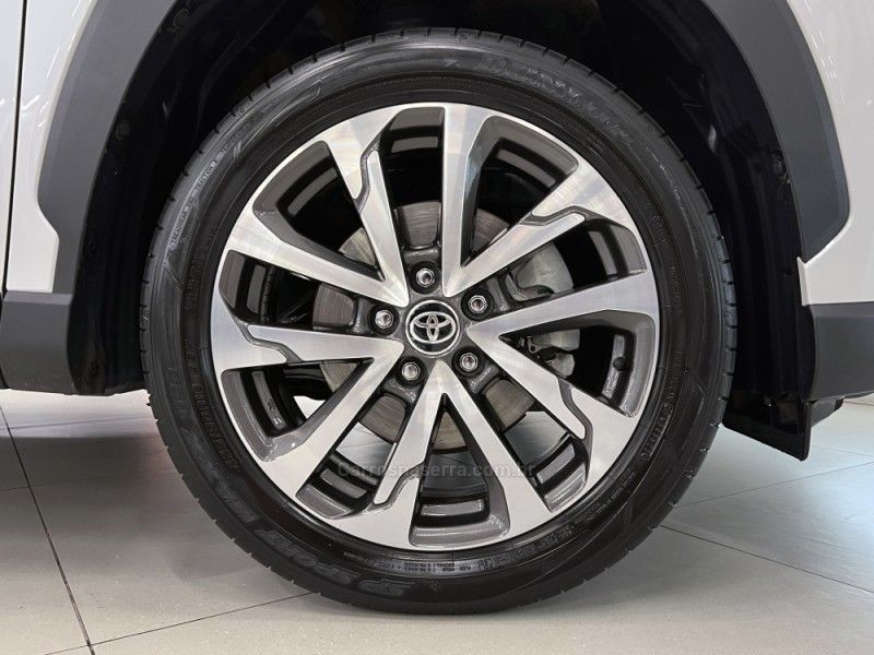 TOYOTA COROLLA 2.0 CROSS XRE 16V 2023/2024 ÓTIMA CAR FLORES DA CUNHA / Carros no Vale TOYOTA COROLLA 2.0 CROSS XRE 16V 2023/2024 ÓTIMA CAR FLORES DA CUNHA / Carros no Vale