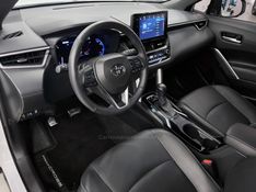 TOYOTA COROLLA 2.0 CROSS XRE 16V 2023/2024 ÓTIMA CAR FLORES DA CUNHA / Carros no Vale