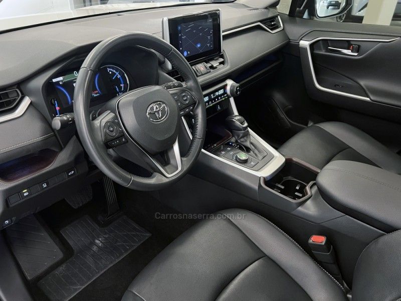 TOYOTA RAV4 2.5 SX CONNECT AWD VVT-IE HYBRID 2023/2023 ÓTIMA CAR FLORES DA CUNHA / Carros no Vale TOYOTA RAV4 2.5 SX CONNECT AWD VVT-IE HYBRID 2023/2023 ÓTIMA CAR FLORES DA CUNHA / Carros no Vale