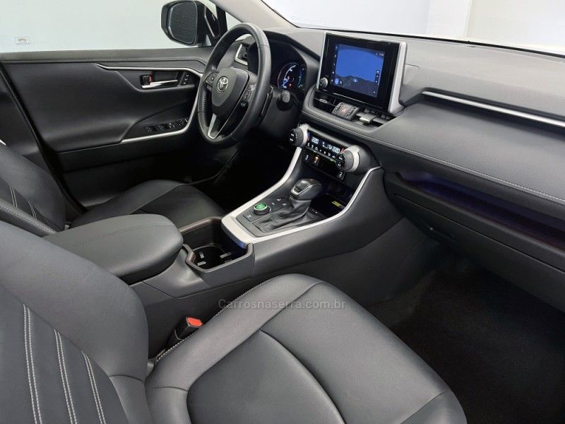 TOYOTA RAV4 2.5 SX CONNECT AWD VVT-IE HYBRID 2023/2023 ÓTIMA CAR FLORES DA CUNHA / Carros no Vale