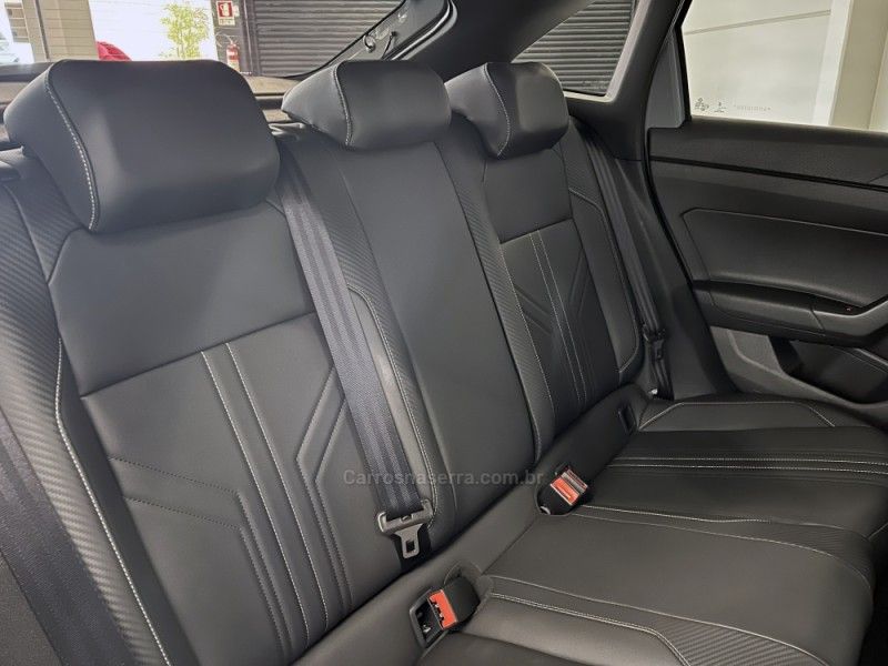 VOLKSWAGEN NIVUS 1.0 TSI HIGHLINE 2025/2025 ÓTIMA CAR FLORES DA CUNHA / Carros no Vale