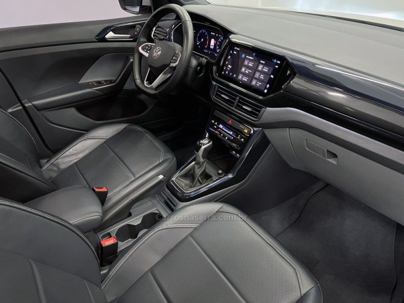 VOLKSWAGEN T-CROSS 1.0 COMFORTLINE TSI 2023/2023 ÓTIMA CAR FLORES DA CUNHA / Carros no Vale VOLKSWAGEN T-CROSS 1.0 COMFORTLINE TSI 2023/2023 ÓTIMA CAR FLORES DA CUNHA / Carros no Vale