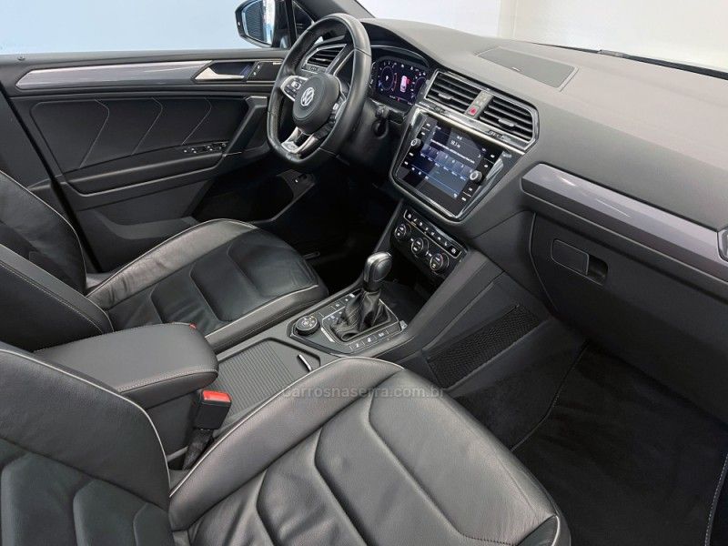 VOLKSWAGEN TIGUAN 2.0 ALLSPACE R-LINE 350 TSI 4X4 2019/2020 ÓTIMA CAR FLORES DA CUNHA / Carros no Vale