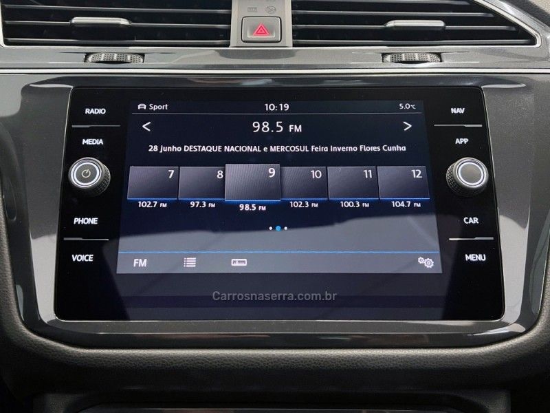 VOLKSWAGEN TIGUAN 2.0 ALLSPACE R-LINE 350 TSI 4X4 2019/2020 ÓTIMA CAR FLORES DA CUNHA / Carros no Vale