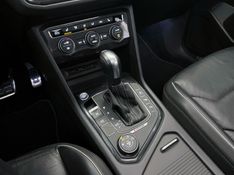 VOLKSWAGEN TIGUAN 2.0 ALLSPACE R-LINE 350 TSI 4X4 2019/2020 ÓTIMA CAR FLORES DA CUNHA / Carros no Vale