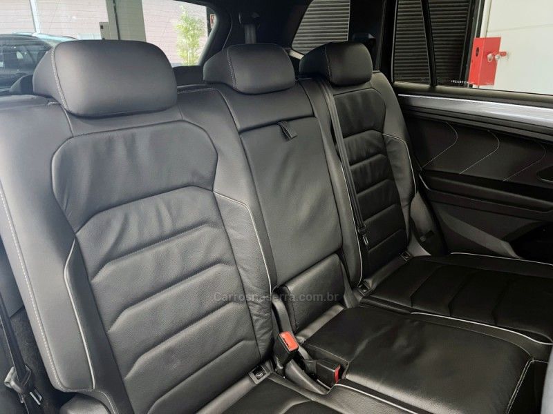 VOLKSWAGEN TIGUAN 2.0 ALLSPACE R-LINE 350 TSI 4X4 2019/2020 ÓTIMA CAR FLORES DA CUNHA / Carros no Vale