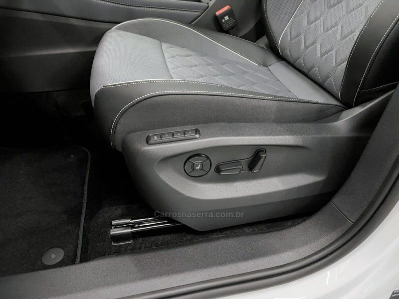 VOLKSWAGEN TIGUAN 2.0 TSI R-LINE 350 16V 2026/2026 ÓTIMA CAR FLORES DA CUNHA / Carros no Vale