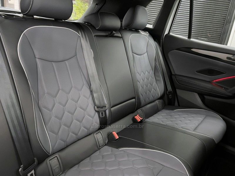 VOLKSWAGEN TIGUAN 2.0 TSI R-LINE 350 16V 2026/2026 ÓTIMA CAR FLORES DA CUNHA / Carros no Vale