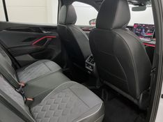 VOLKSWAGEN TIGUAN 2.0 TSI R-LINE 350 16V 2026/2026 ÓTIMA CAR FLORES DA CUNHA / Carros no Vale