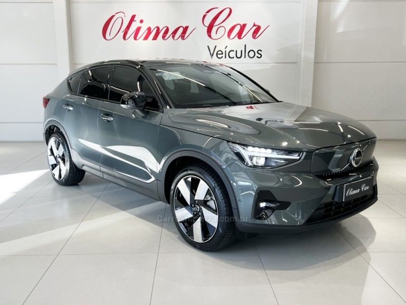 VOLVO EC40 ULTRA P8 ELÉTRICO 2026/2026 ÓTIMA CAR FLORES DA CUNHA / Carros no Vale VOLVO EC40 ULTRA P8 ELÉTRICO 2026/2026 ÓTIMA CAR FLORES DA CUNHA / Carros no Vale