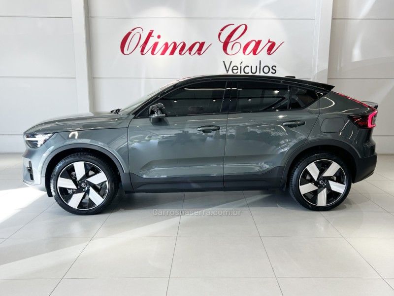 VOLVO EC40 ULTRA P8 ELÉTRICO 2026/2026 ÓTIMA CAR FLORES DA CUNHA / Carros no Vale VOLVO EC40 ULTRA P8 ELÉTRICO 2026/2026 ÓTIMA CAR FLORES DA CUNHA / Carros no Vale