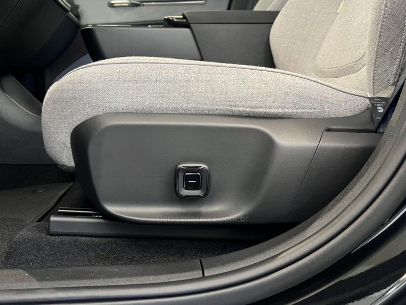 VOLVO EX30 ULTRA EXTENDED RANGE 2024/2025 ÓTIMA CAR FLORES DA CUNHA / Carros no Vale VOLVO EX30 ULTRA EXTENDED RANGE 2024/2025 ÓTIMA CAR FLORES DA CUNHA / Carros no Vale