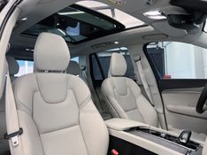 VOLVO XC90 2.0 T8 RECHARGE PLUS AWD 2022/2023 ÓTIMA CAR FLORES DA CUNHA / Carros no Vale