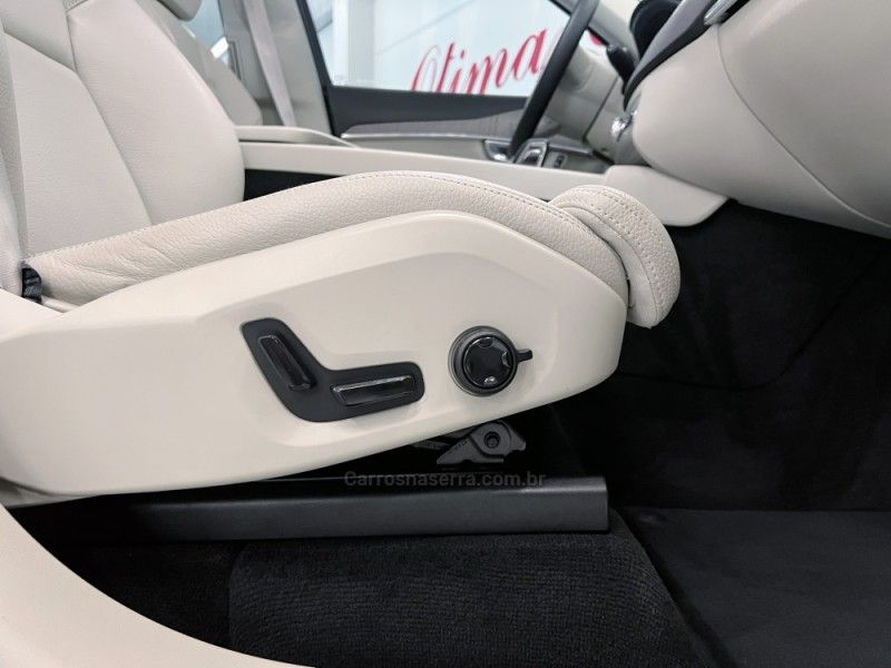 VOLVO XC90 2.0 T8 RECHARGE PLUS AWD 2022/2023 ÓTIMA CAR FLORES DA CUNHA / Carros no Vale VOLVO XC90 2.0 T8 RECHARGE PLUS AWD 2022/2023 ÓTIMA CAR FLORES DA CUNHA / Carros no Vale