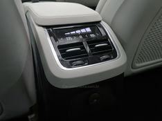 VOLVO XC90 2.0 T8 RECHARGE PLUS AWD 2022/2023 ÓTIMA CAR FLORES DA CUNHA / Carros no Vale