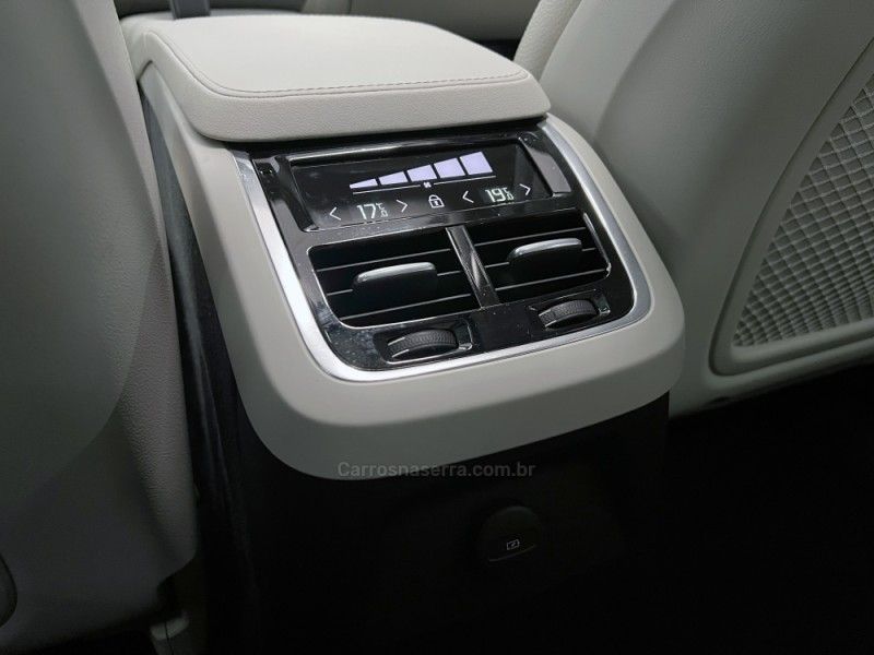 VOLVO XC90 2.0 T8 RECHARGE PLUS AWD 2022/2023 ÓTIMA CAR FLORES DA CUNHA / Carros no Vale VOLVO XC90 2.0 T8 RECHARGE PLUS AWD 2022/2023 ÓTIMA CAR FLORES DA CUNHA / Carros no Vale