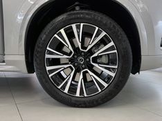 VOLVO XC90 2.0 T8 RECHARGE PLUS AWD 2022/2023 ÓTIMA CAR FLORES DA CUNHA / Carros no Vale