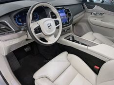 VOLVO XC90 2.0 T8 RECHARGE PLUS AWD 2022/2023 ÓTIMA CAR FLORES DA CUNHA / Carros no Vale