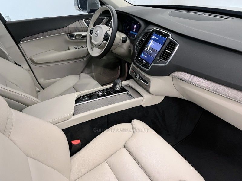 VOLVO XC90 2.0 T8 RECHARGE PLUS AWD 2022/2023 ÓTIMA CAR FLORES DA CUNHA / Carros no Vale VOLVO XC90 2.0 T8 RECHARGE PLUS AWD 2022/2023 ÓTIMA CAR FLORES DA CUNHA / Carros no Vale