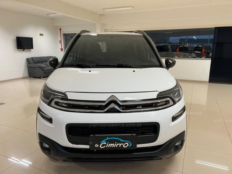 CITROËN AIRCROSS 1.6 LIVE 16V 2017/2018 CIMIRRO AUTOMÓVEIS TAQUARA / Carros no Vale CITROËN AIRCROSS 1.6 LIVE 16V 2017/2018 CIMIRRO AUTOMÓVEIS TAQUARA / Carros no Vale