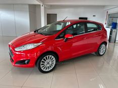 FORD FIESTA 1.6 TITANIUM HATCH 16V 2014/2015 CIMIRRO AUTOMÓVEIS TAQUARA / Carros no Vale